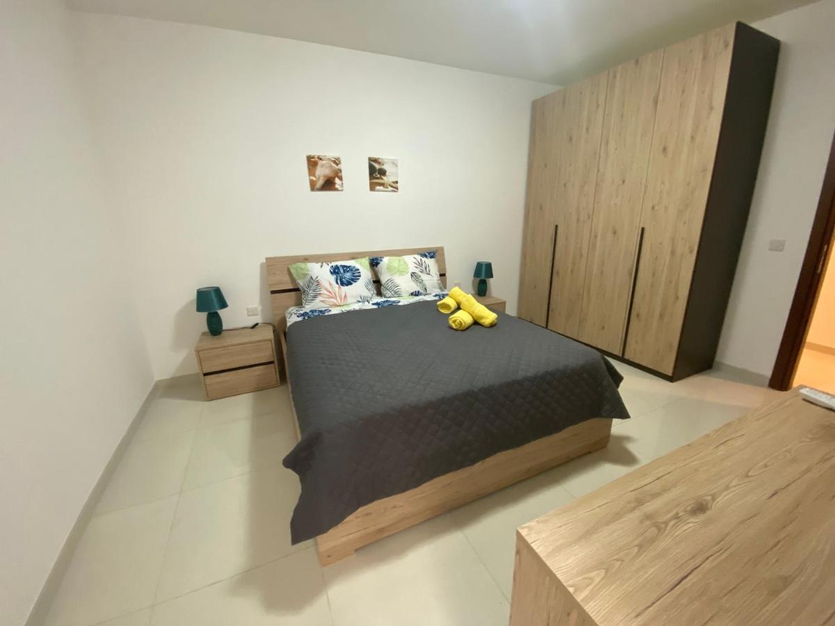 Sunshine Apartments Mellieha - Modern Three Bedroom Ground Floor Apartment With Yard Екстер'єр фото