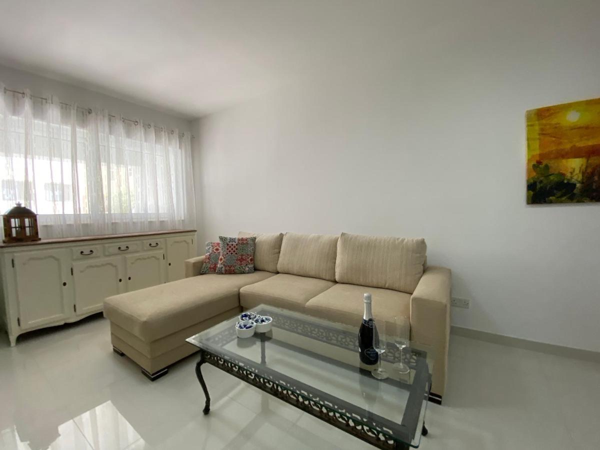 Sunshine Apartments Mellieha - Modern Three Bedroom Ground Floor Apartment With Yard Екстер'єр фото