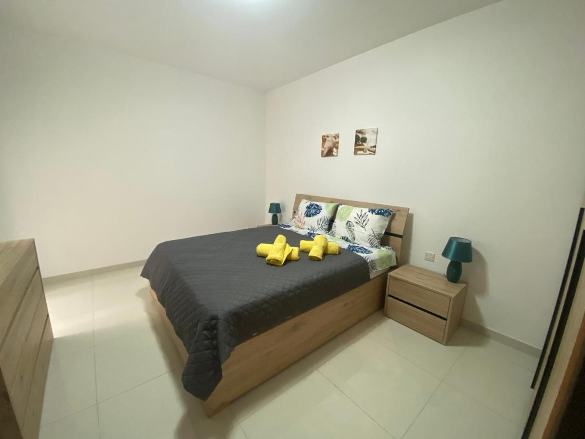 Sunshine Apartments Mellieha - Modern Three Bedroom Ground Floor Apartment With Yard Екстер'єр фото